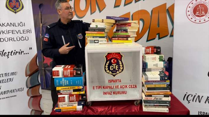Antalya ve çevre illerde cezaevleri için "Kitap İyileştirir" kampanyası başlatıldı