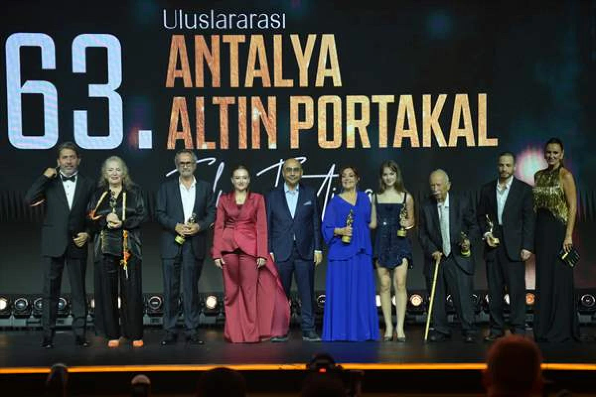 63 YILLIK SANAT MEŞALESİ "DAİMA" YANIYOR; ALTIN PORTAKAL&rsquo;DA G&Ouml;RKEMLİ A&Ccedil;ILIŞ!