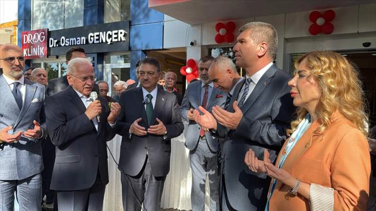 AK Parti Genel Başkan Yardımcısı &Ouml;ğ&uuml;tken, Burdur'da Esnafı Ziyaret Etti