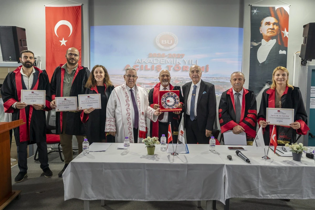 Antalya Belek &Uuml;niversitesi&rsquo;nde Yeni Akademik Yıl &ldquo;Ter&ouml;rs&uuml;z T&uuml;rkiye&rdquo; Vurgusuyla Başladı