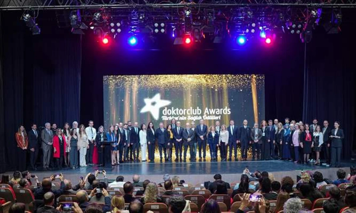 Antalya Eğitim ve Araştırma Hastanesi&rsquo;ne &ldquo;Yılın Yenilik&ccedil;i Uygulaması&rdquo; &Ouml;d&uuml;l&uuml;