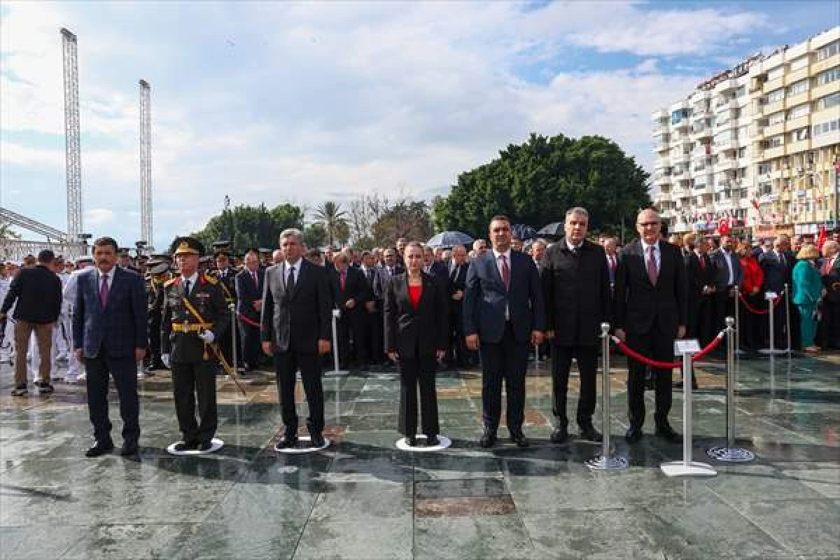 Antalya, Muğla, Isparta ve Burdur'da 29 Ekim Cumhuriyet Bayramı Kutlamaları Başladı