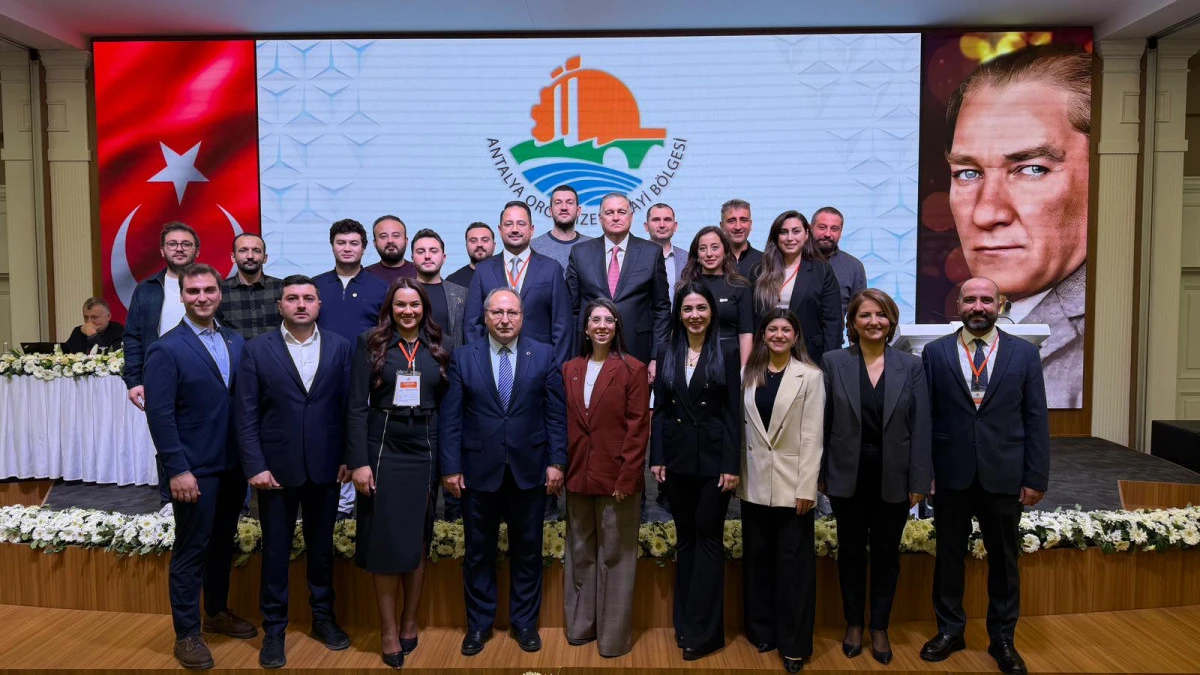 Antalya OSB&rsquo;de G&uuml;ven Tazelendi: Hasanali G&ouml;nen Oy Birliğiyle Yeniden Başkan