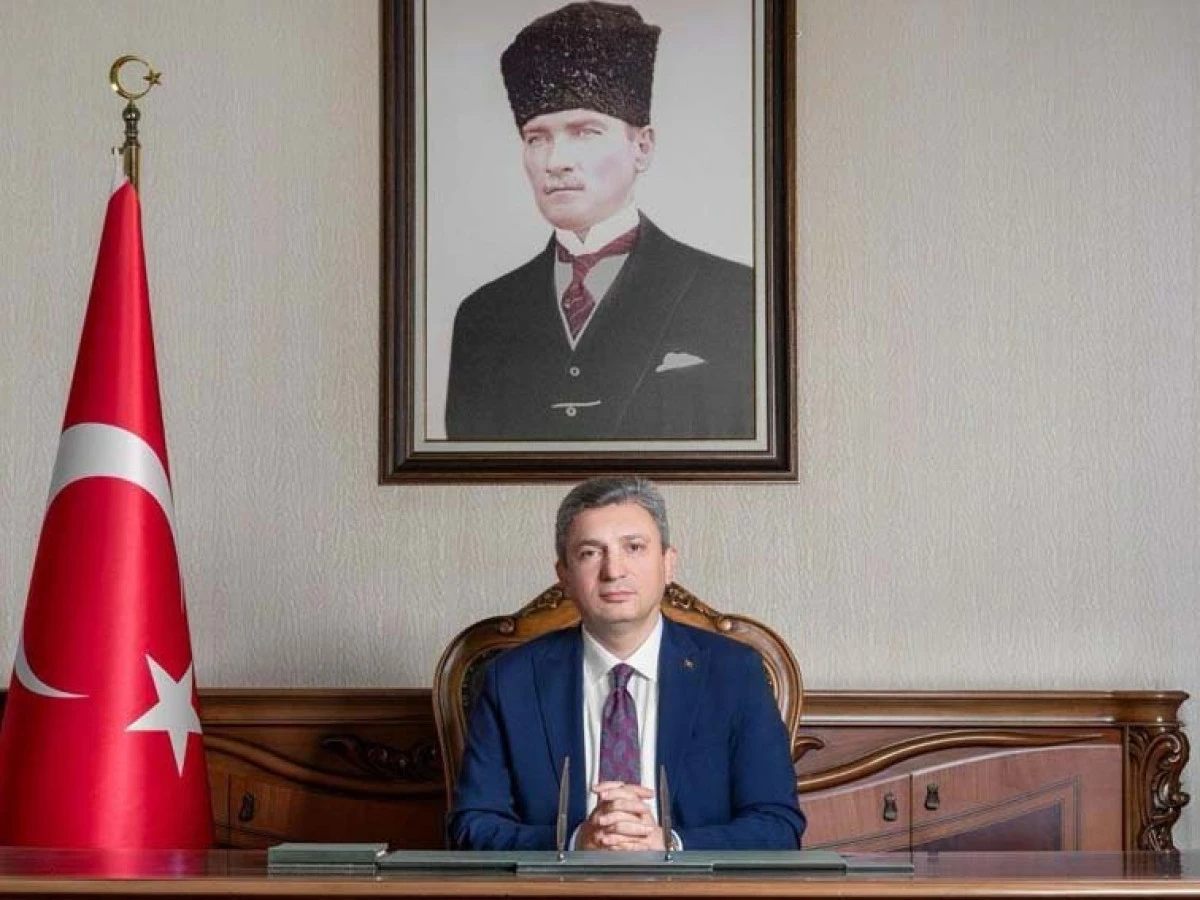 Antalya Valisi Hulusi Şahin'in 10 Kasım Mesajı