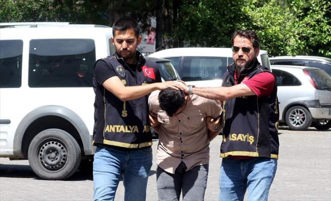 Antalya'da 1 kişiyi Öldüren, 1 Kişiyi Yaralayan Yabancı Uyruklu Sürücü Tutuklandı