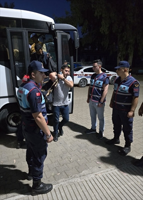 Antalya'da 118 Düzensiz Göçmen Yakalandı