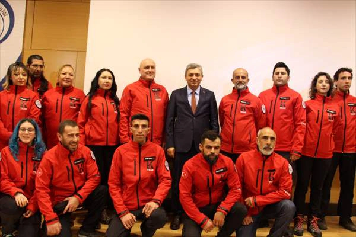 Antalya'da 6 Şubat Depremlerinde Hayatını Kaybedenler Anıldı