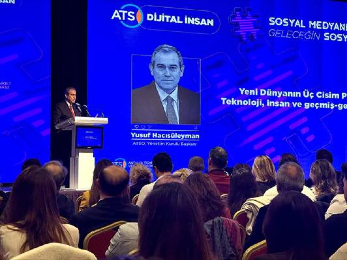 Antalya'da "Dijital İnsan" Zirvesi D&uuml;zenlendi