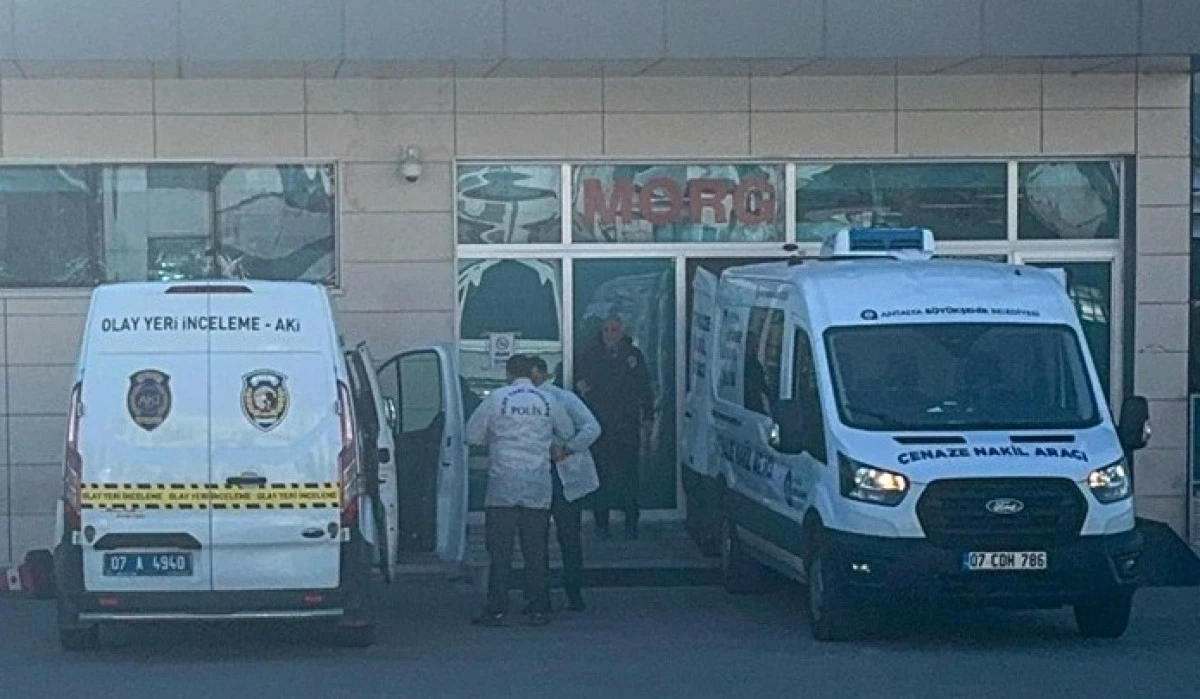 Antalya'da Kayıp Olarak Aranan 15 Yaşındaki &Ccedil;ocuğun Cansız Bedenine Zeytinlikte Ulaşıldı