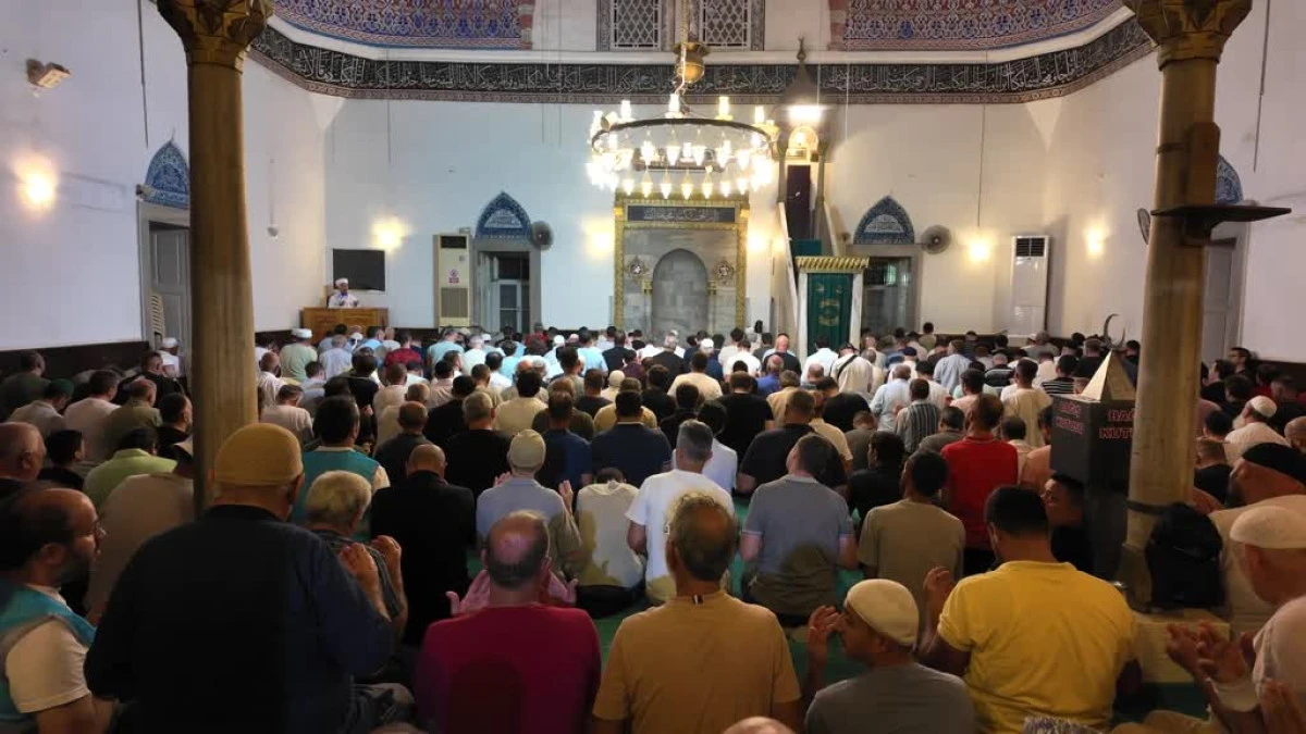Antalya&rsquo;da Mevlit Kandili Dualarla İdrak Edildi