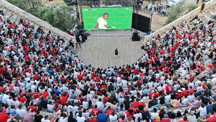 Antalya'da Milli Ma&ccedil; Heyecanı