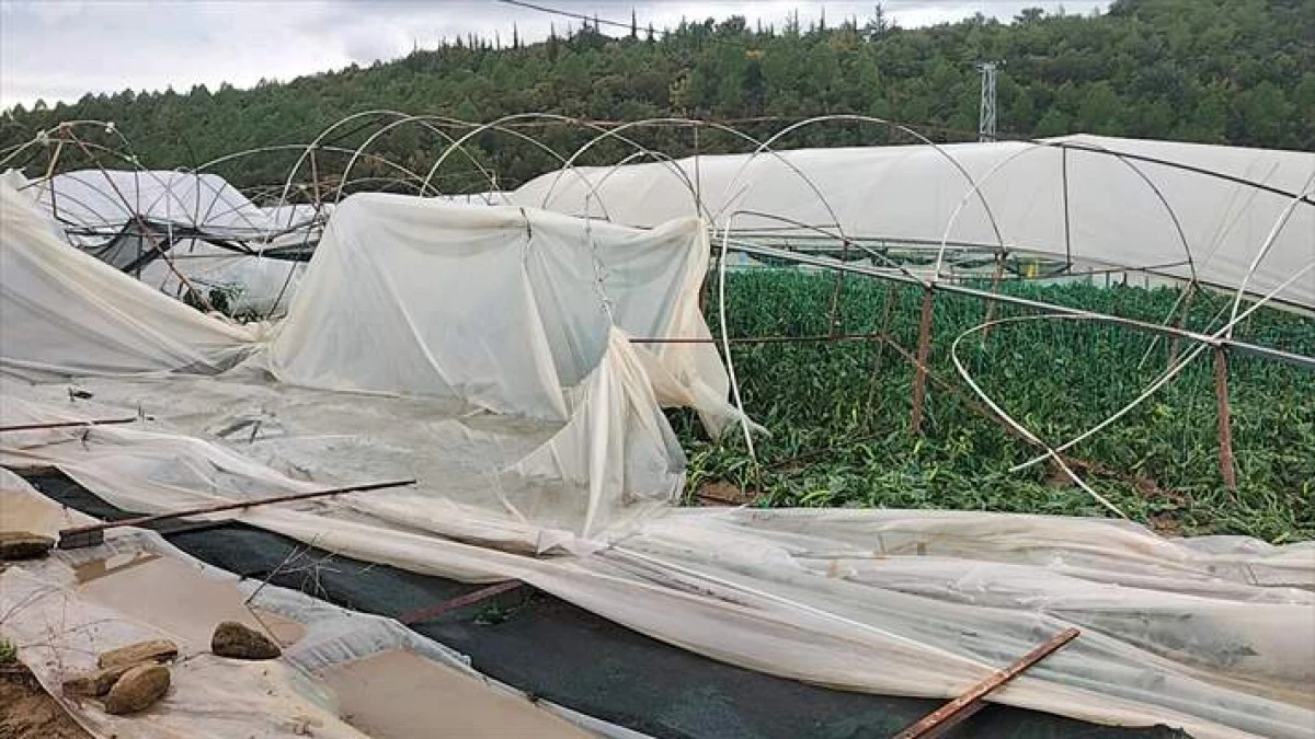 Antalya'nın Manavgat İl&ccedil;esinde Hortum Nedeniyle 4 Sera Hasar G&ouml;rd&uuml;