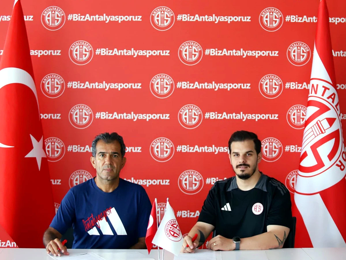 Antalyaspor Futbol Okulu Lara&rsquo;da
