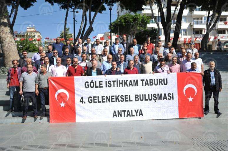  Kışlada başlayan arkadaşlık bağlarını koparmadılar