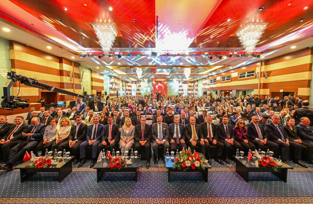 ATSO 144. Yılında Gurur Gecesi: Vergi ve Ali Bahar &Ouml;zel &Ouml;d&uuml;lleri Sahiplerini Buldu