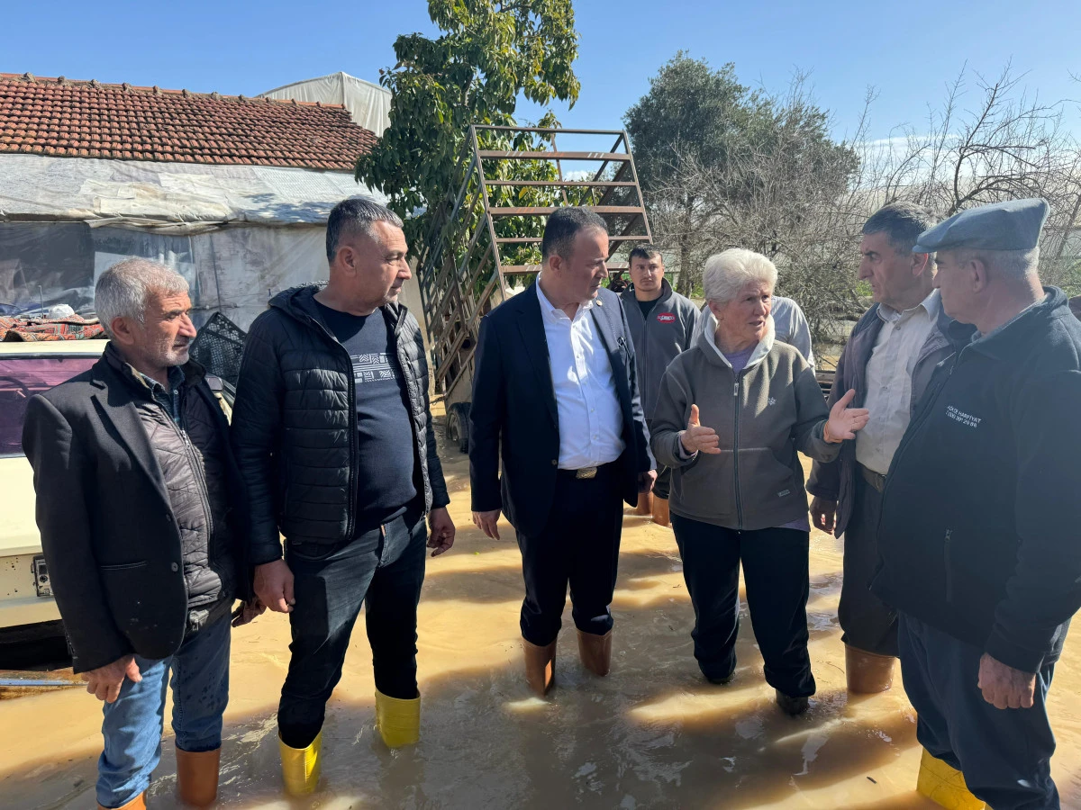 Başkan Afet B&ouml;lgesinde: &ldquo;&Ccedil;ift&ccedil;imizin Yanındayız&rdquo;