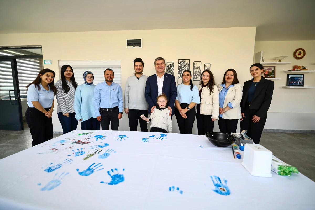 Başkan Ercengiz&rsquo;den Otizm Farkındalık G&uuml;n&uuml; Mesajı: &ldquo;Otizm Sevgiyle Anlaşılır&rdquo;