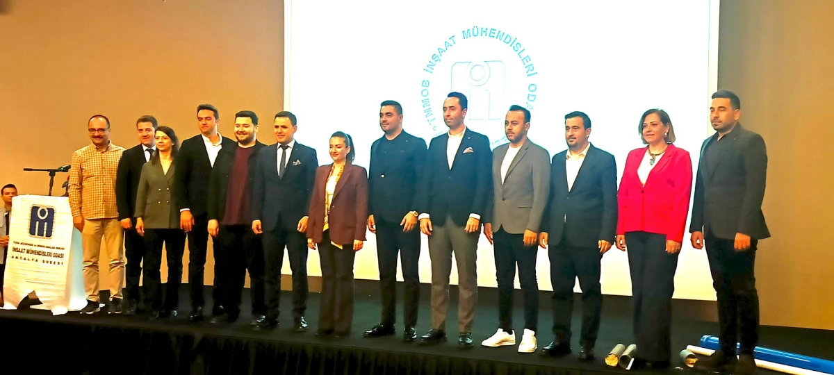 Başkan Vekili &Ouml;zdemir, İnşaat M&uuml;hendisleri ile Bir Araya Geldi