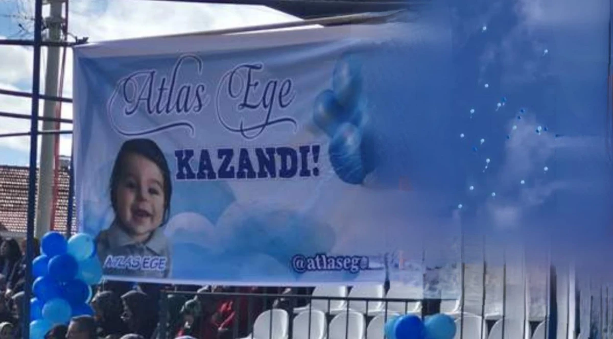 Burdur'da Yardım Kampanyası Tamamlanan SMA'lı Atlas Ege İ&ccedil;in Balon U&ccedil;uruldu