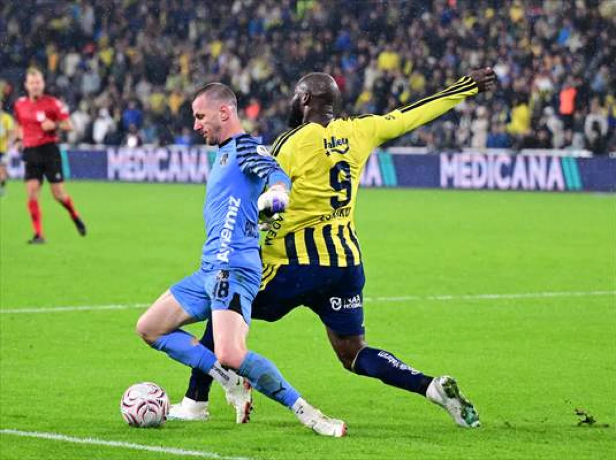 Fenerbah&ccedil;e: 3 - Corendon Alanyaspor: 0