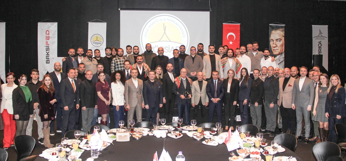 HASAN SUBAŞI&rsquo;NDAN SİYASETE &lsquo;DAR ALAN&rsquo; ELEŞTİRİSİ