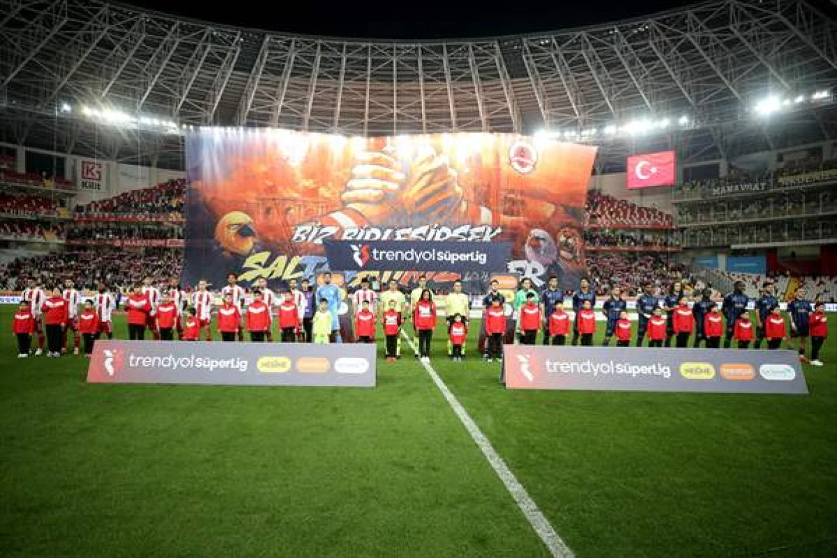 Hesap.com Antalyaspor: 2 - Fenerbah&ccedil;e: 2