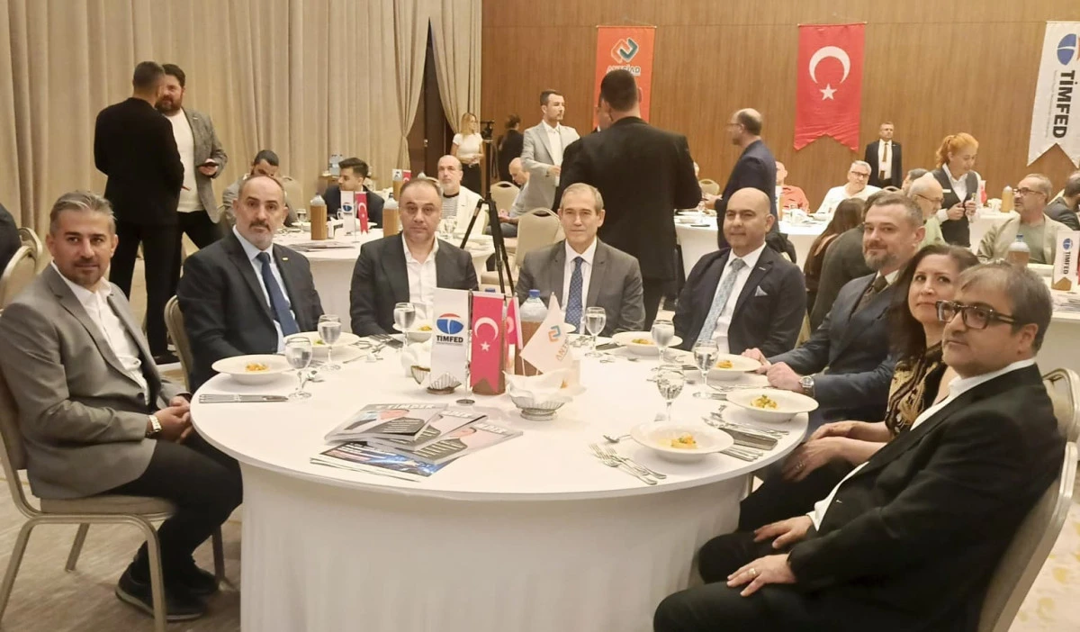 İNŞAATTA KRİZ SİNYALİ