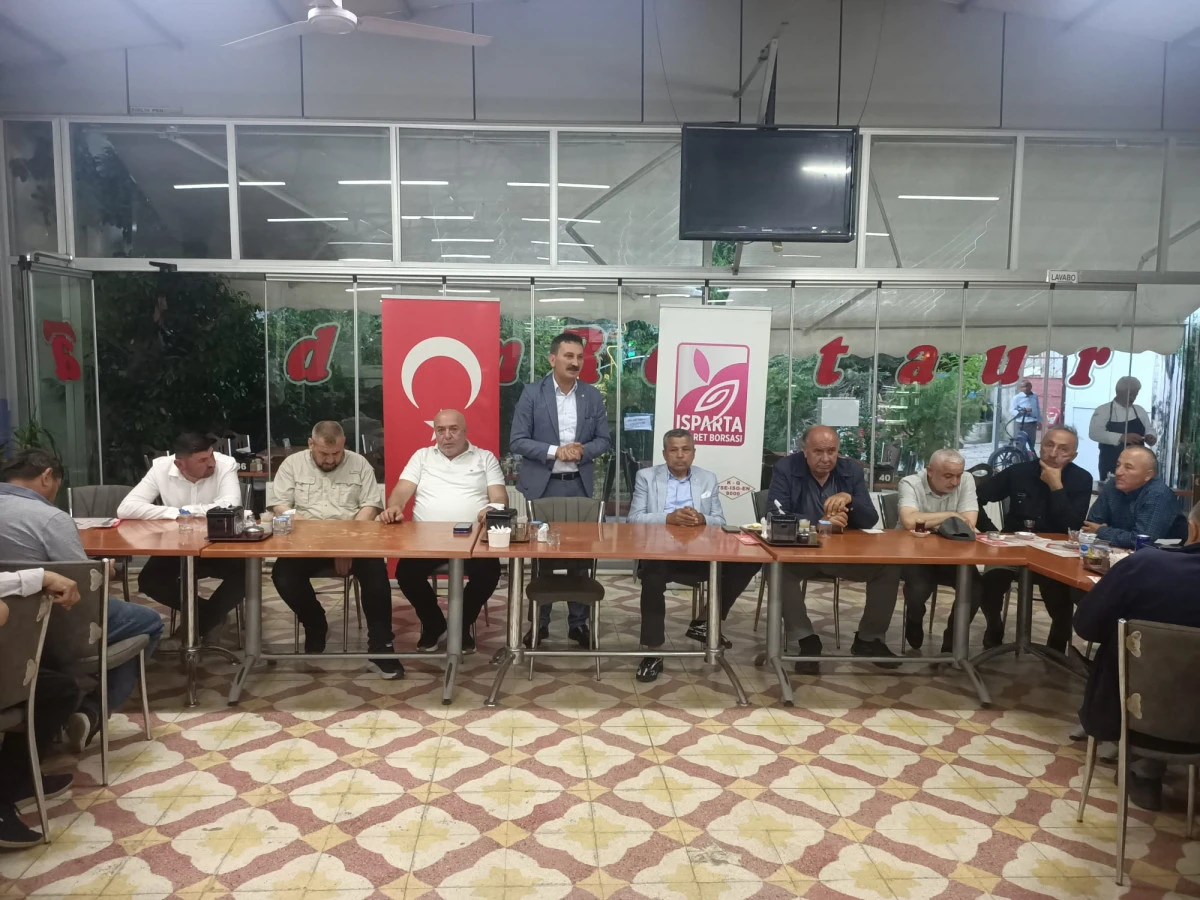 Isparta Ticaret Borsası Şarkikaraağa&ccedil;&rsquo;ta &Uuml;yeleriyle Buluştu