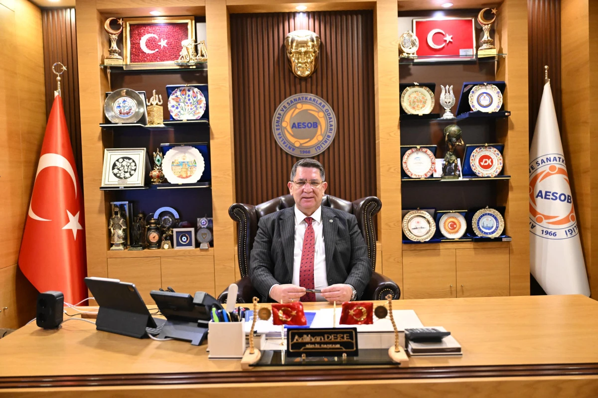 "MAHALLENİN KALBİNE SAHİP &Ccedil;IK: ALIŞVERİŞİNİ ESNAFTAN YAP"