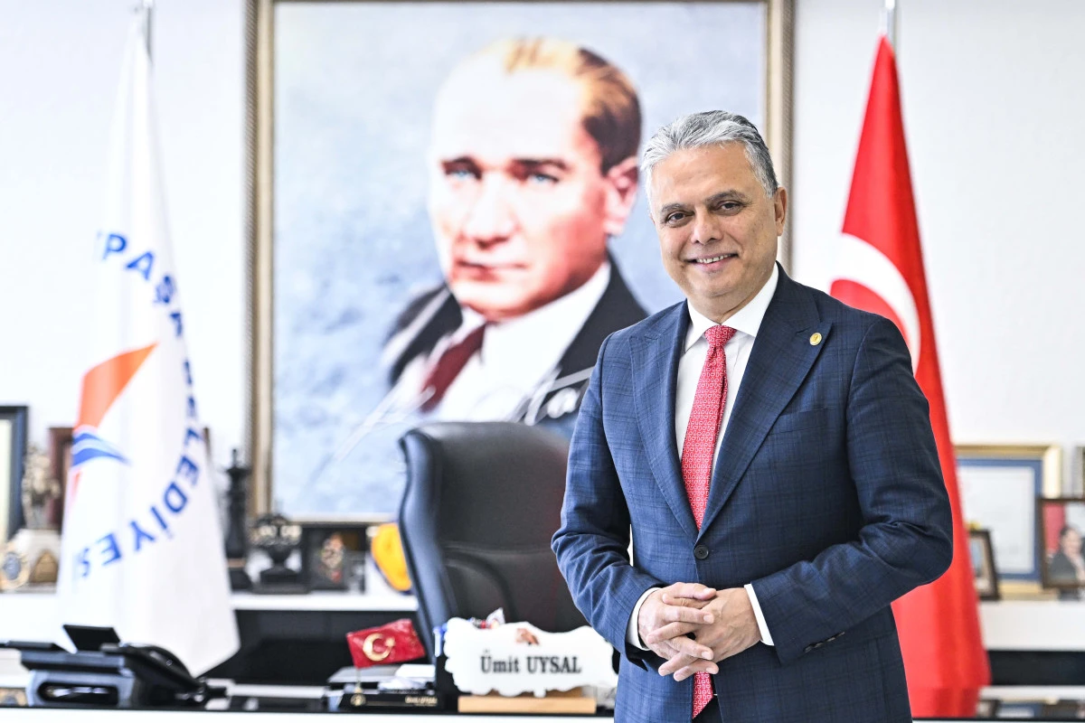 Muratpaşa Belediye Başkan'nı Uysal’dan 29 Ekim Cumhuriyet Bayramı Mesajı