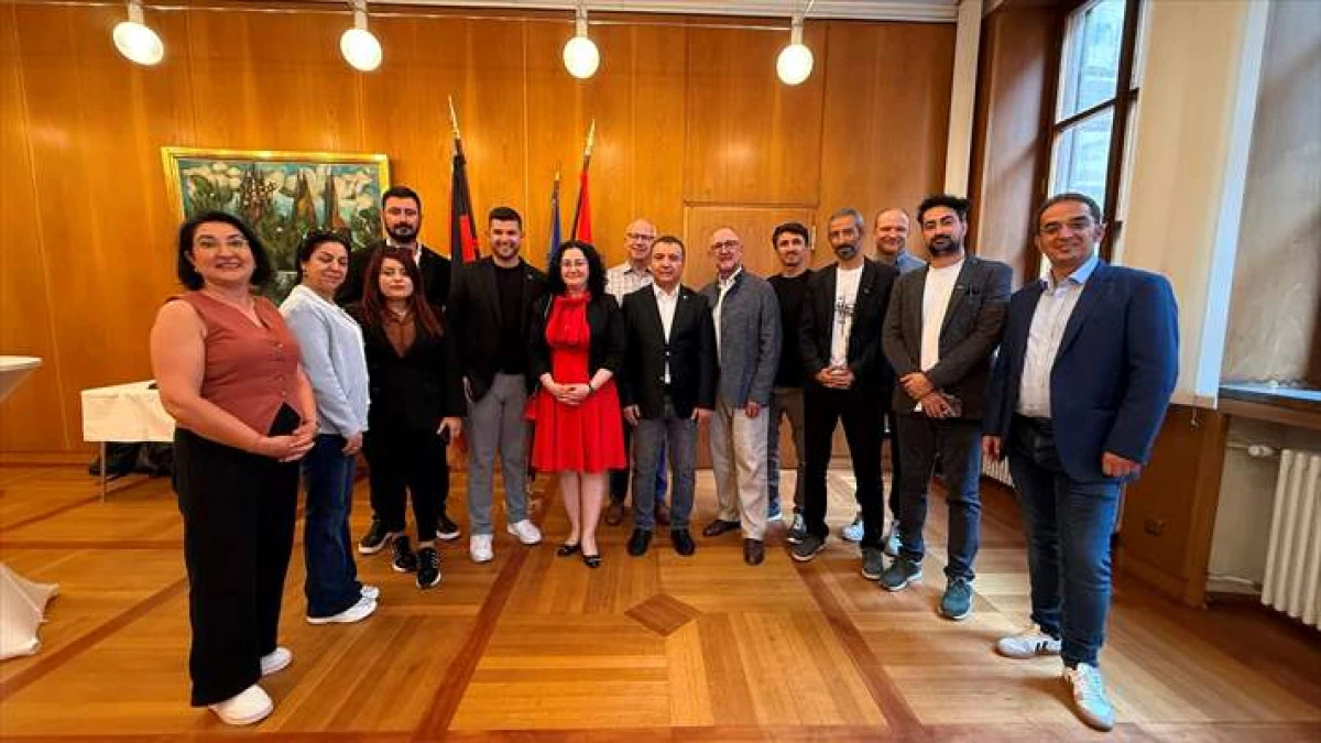 N&uuml;rnberg&rsquo;de Dostluk ve Basın Kardeşliği Buluşması