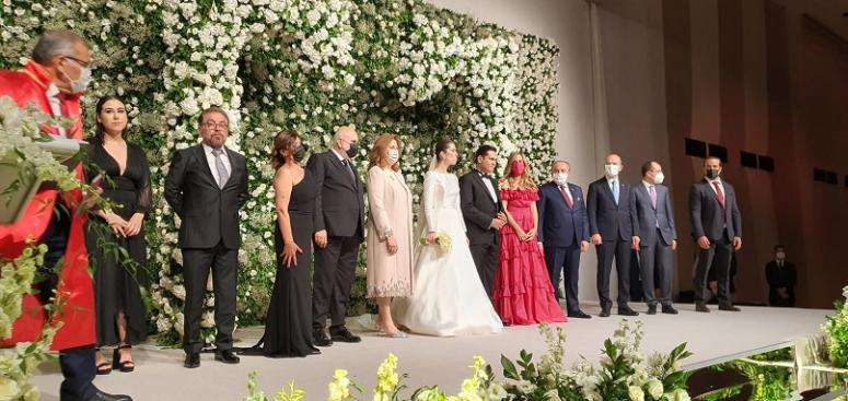 BİLGİÇ AİLESİNİN MUTLU GÜNÜ