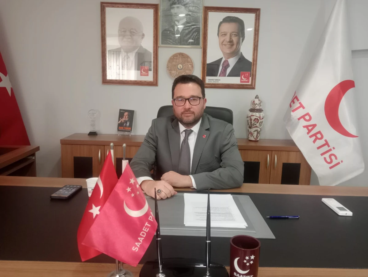 Tekin: "T&uuml;rkiye'nin İhtiyacı Onarıcı Siyaset Anlayışıdır"