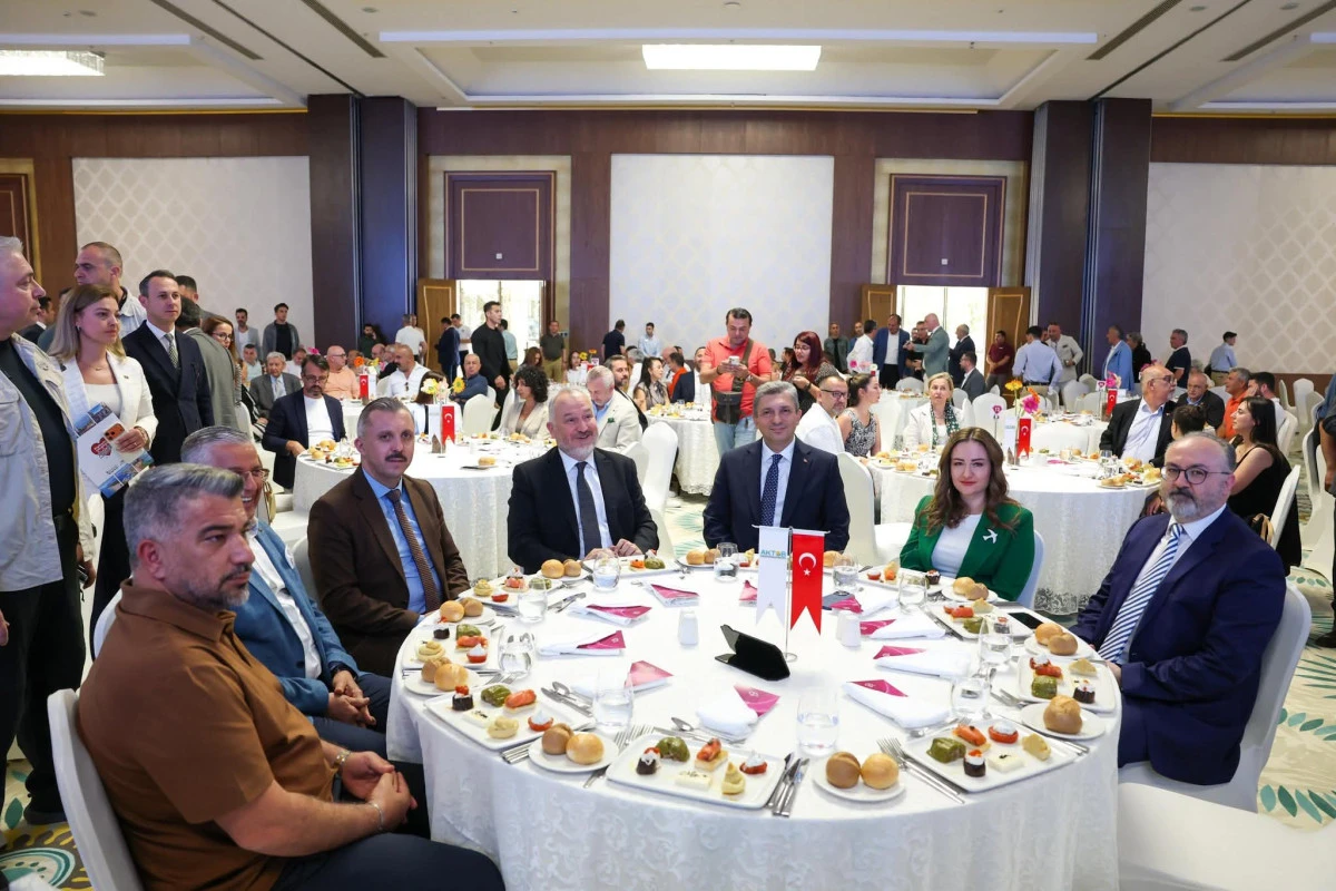 Turizmdeki Tatil Hareketliliğinin Bayram Sonrası Da S&uuml;rmesi Bekleniyor