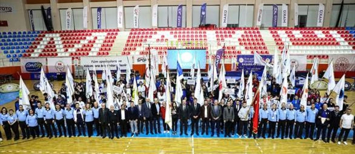 &Uuml;nilig Masa Tenisi Şampiyonası Burdur'da Yapılıyor