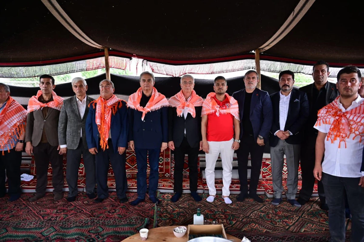 Varsak&rsquo;ta Geleneksel Oyun Ş&ouml;leni; &ldquo;Bir Şehrin G&uuml;c&uuml; Geleneklerinden Gelir&rdquo;