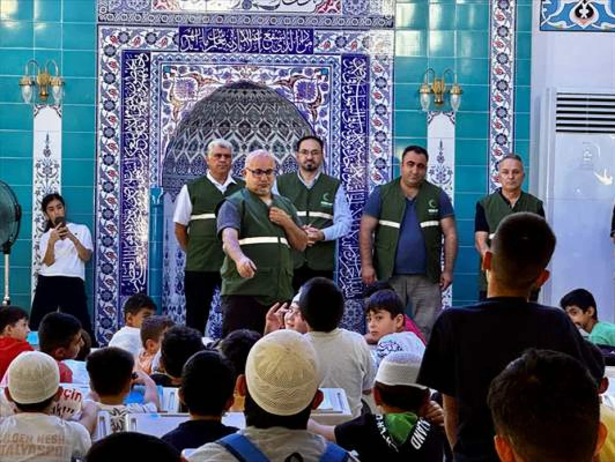 Yeşilay&rsquo;dan Kur&rsquo;an Kurslarında Bağımlılıkla M&uuml;cadele Eğitimi